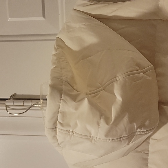 Puffer vest coat - Picture 5 of 9